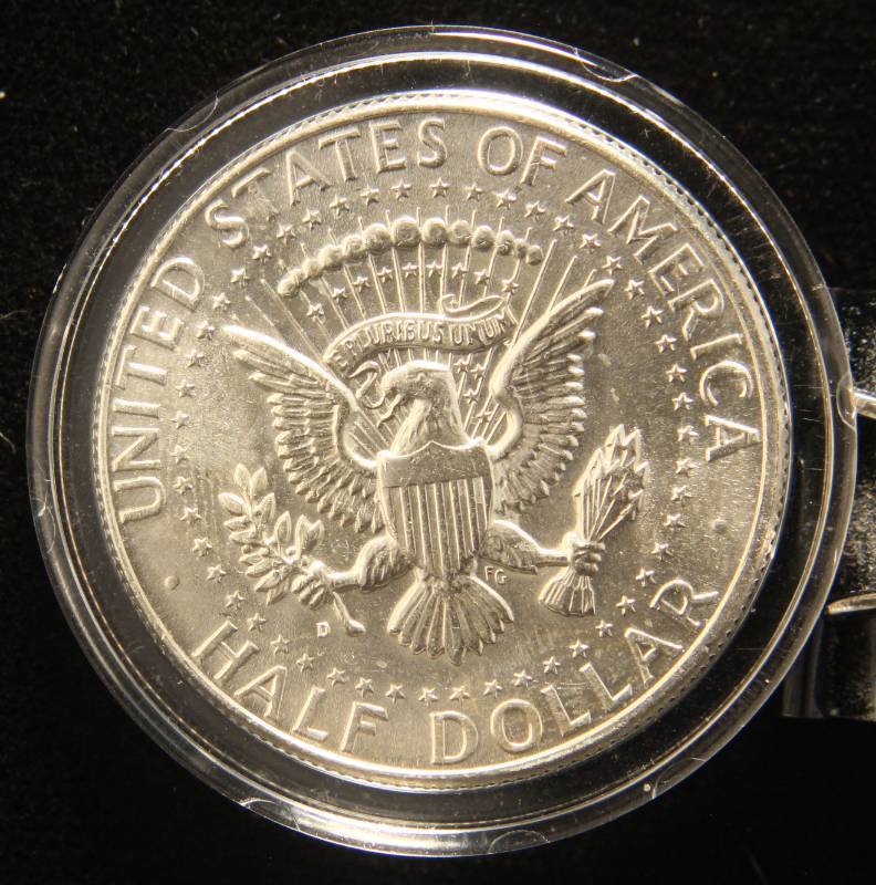 lot 19 image: 1964 KENNEDY HALF DOLLAR BU IN AIRTITE