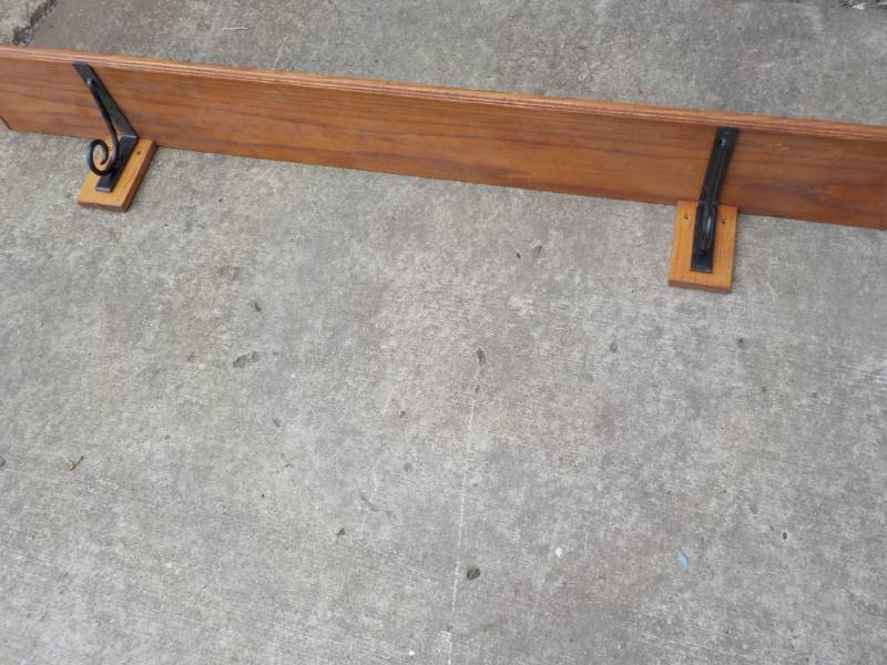 lot 5 image: 5ft Long Oak shelf...