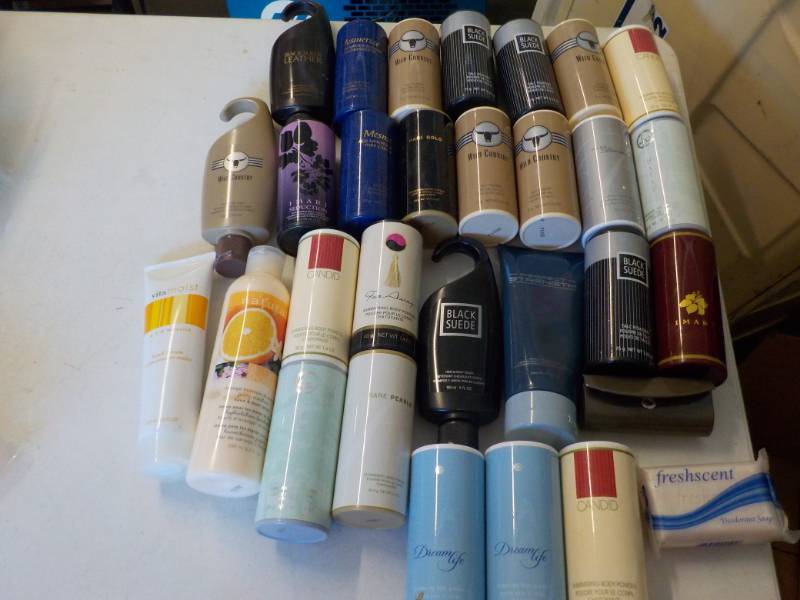 lot 88 image: Body Wash, Talc Power, and Body Pow...