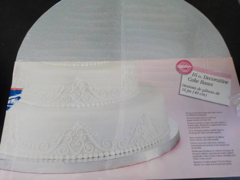 lot 96 image: 15- 16 Round Serving Trays and Wil...