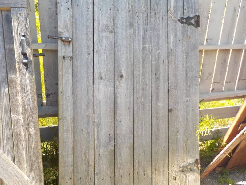 lot 101 image: Fence Gate 6 ft tall...