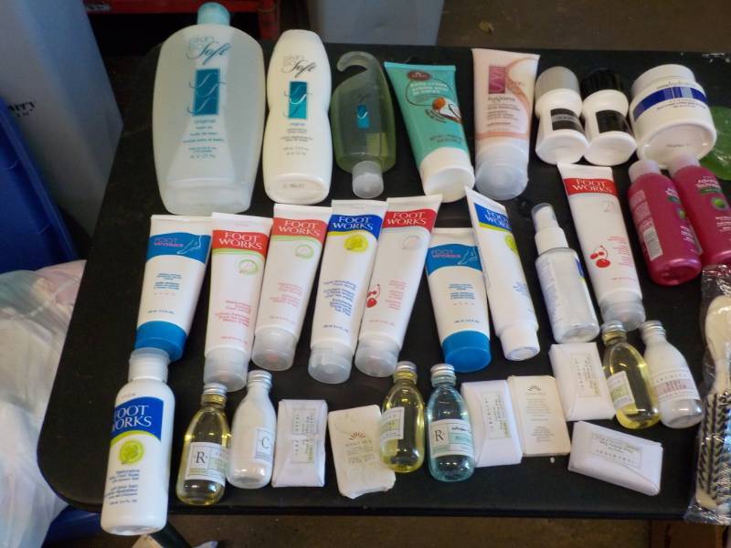 lot 106 image: Skin so Soft, Foot Works, Hair Brus...