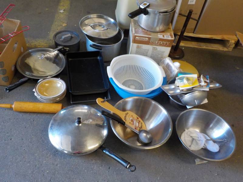 lot 108 image: Kitchen Lot...