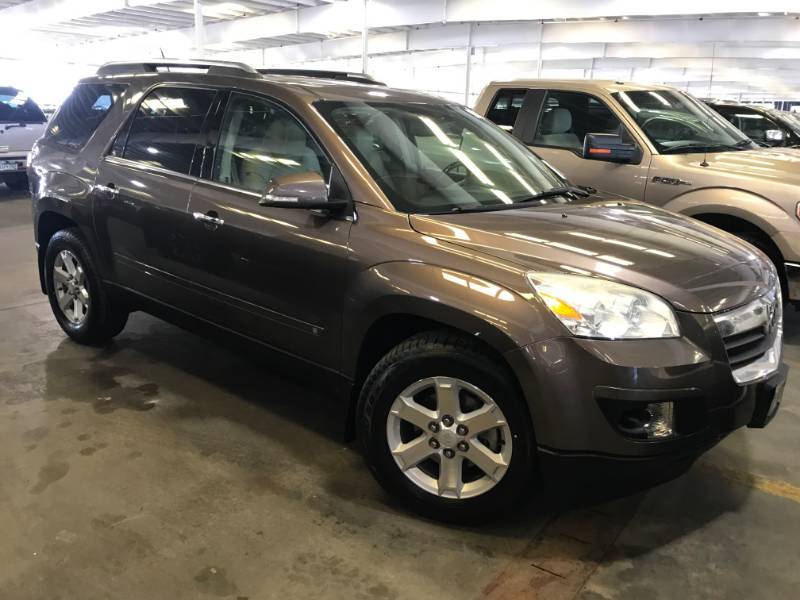 lot 1 image: 2009 Saturn Outlook XR