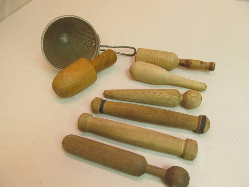 lot 2 image: vintage kitchen utensils