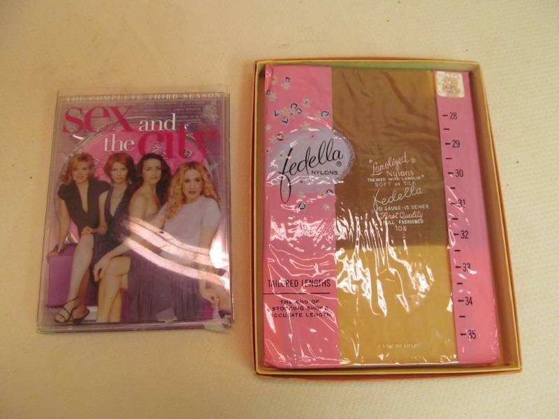 lot 13 image: vintage nylons ,complete season 3 Sex in The City