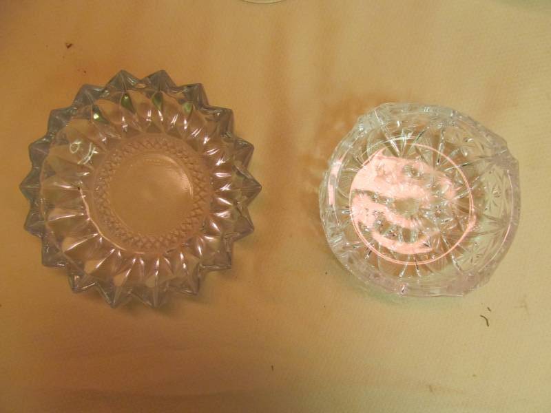 lot 87 image: vintage lamps