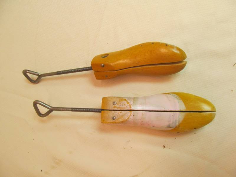 lot 90 image: vintage shoe stretchers