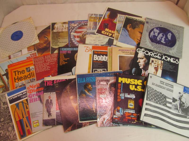 lot 164 image: vinyl albums
