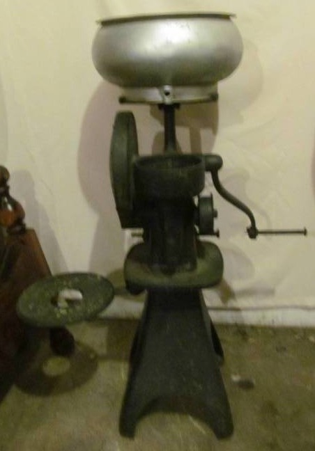 lot 133 image: cream seperator