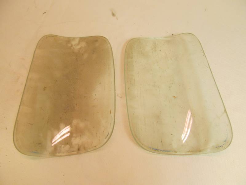 lot 155 image: curved glass