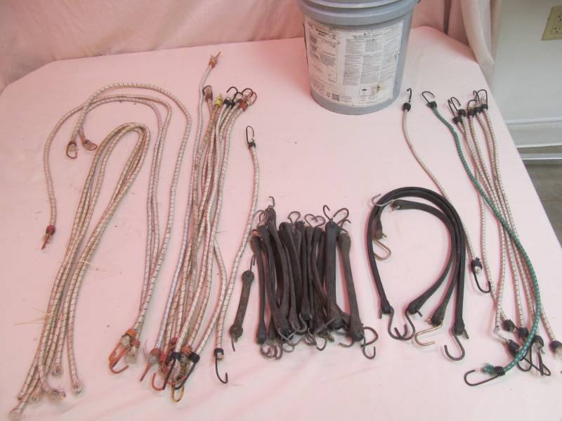 lot 157 image: straps