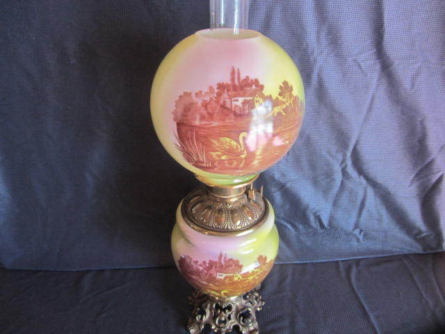 lot 2 image: GWTW Lamp