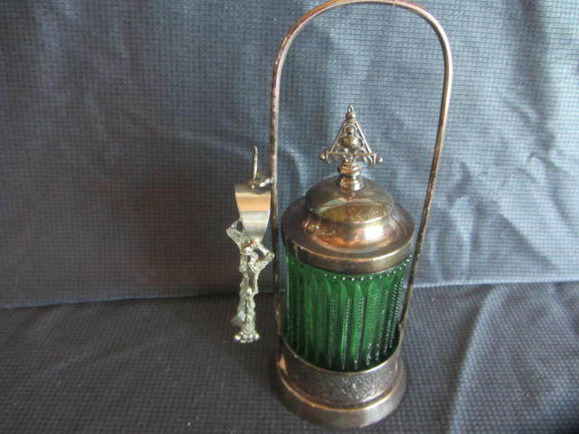 lot 16 image: Antique Pickle Castor & Tongs