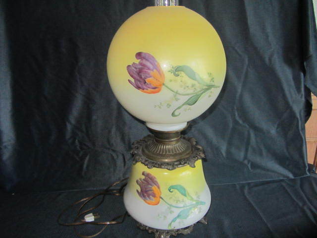 lot 19 image: GWTW Lamp