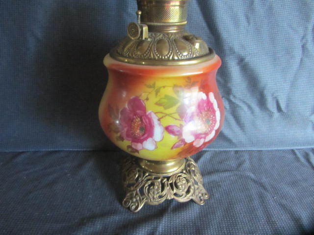 lot 30 image: GWTW Lamp Base