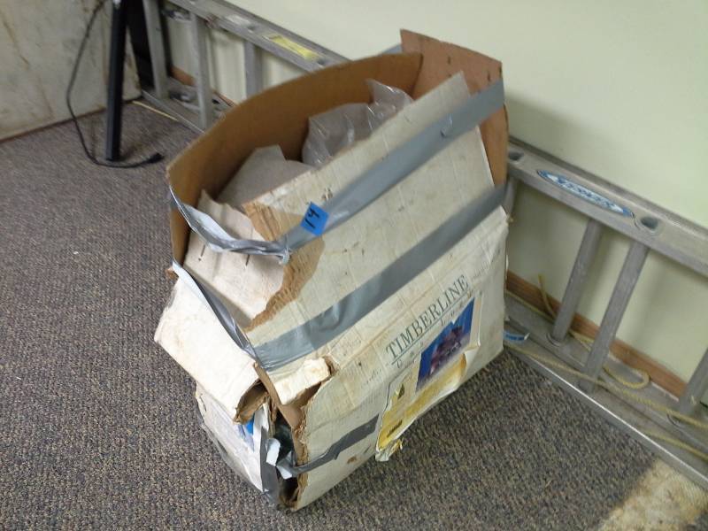 lot 114 image: Timberline Propane Gas Logs Fireplace Insert Highland Pepper 18in. 5-Piece HP-901 45000 BTU