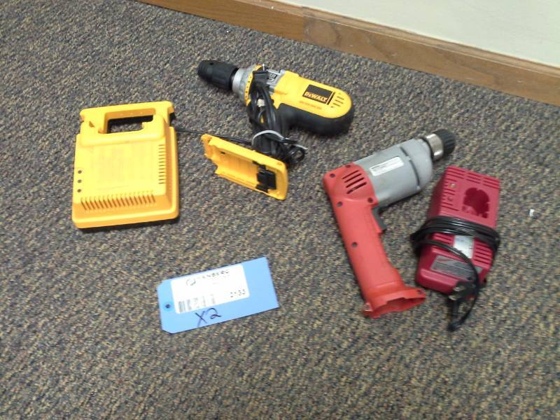 lot 2133 image: Lot of (2) Milwaukee 38in. 12VDC Cordless Drill with Charger, DeWalt DC900 Heavy Duty 12in. 36VDC Cordless DrillDriverHammerdrill