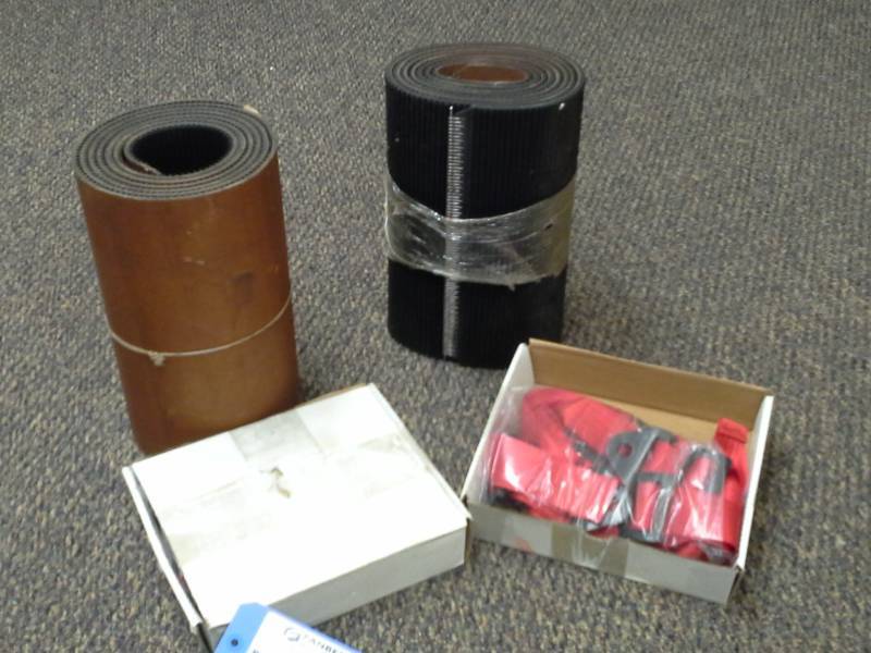 lot 2141 image: Racing Seat Belt Harness