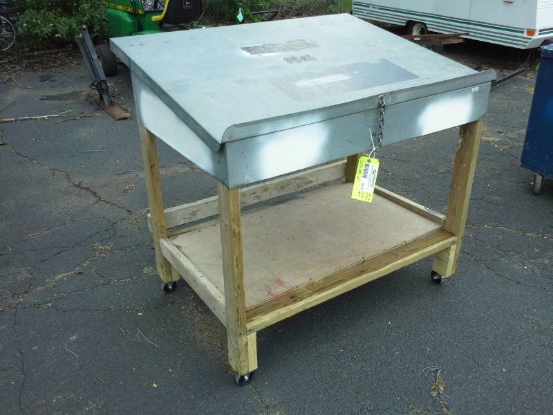 lot 3012 image: Rolling Metal Top Wood Base Drafting Table with Lift Lid Top