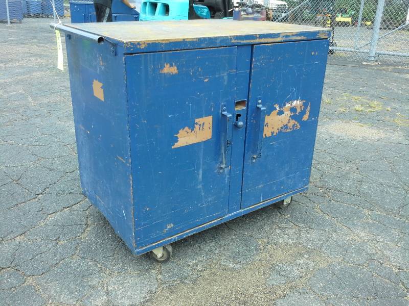 lot 3025 image: Metal Job Box Bench Cart with Pipe Bender, Lower Door Storage