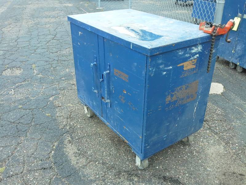 lot 3028 image: Metal Job Box Bench Cart with Pipe Bender, Lower Door Storage