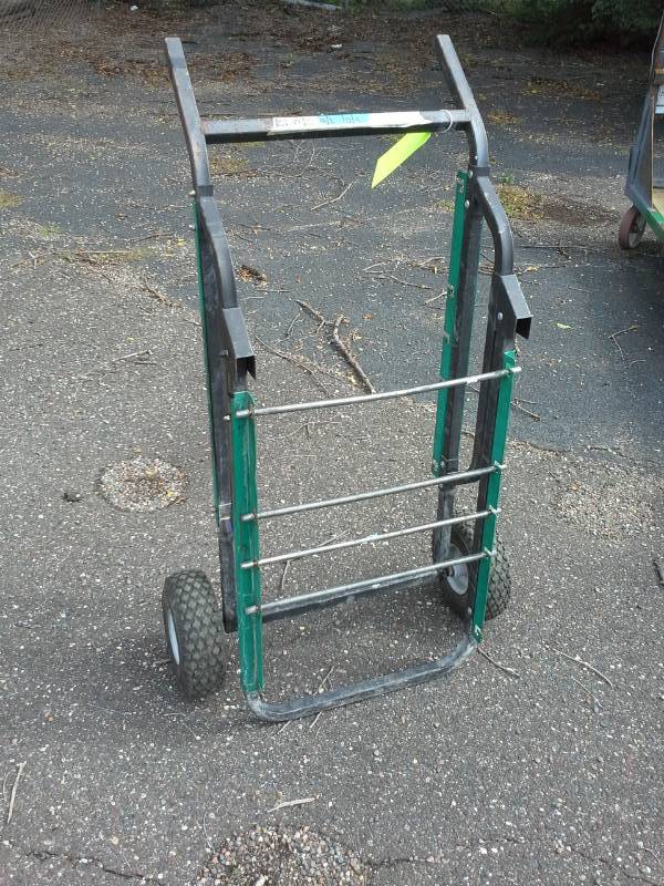 lot 3036 image: 2-Wheel Commercial Dolly