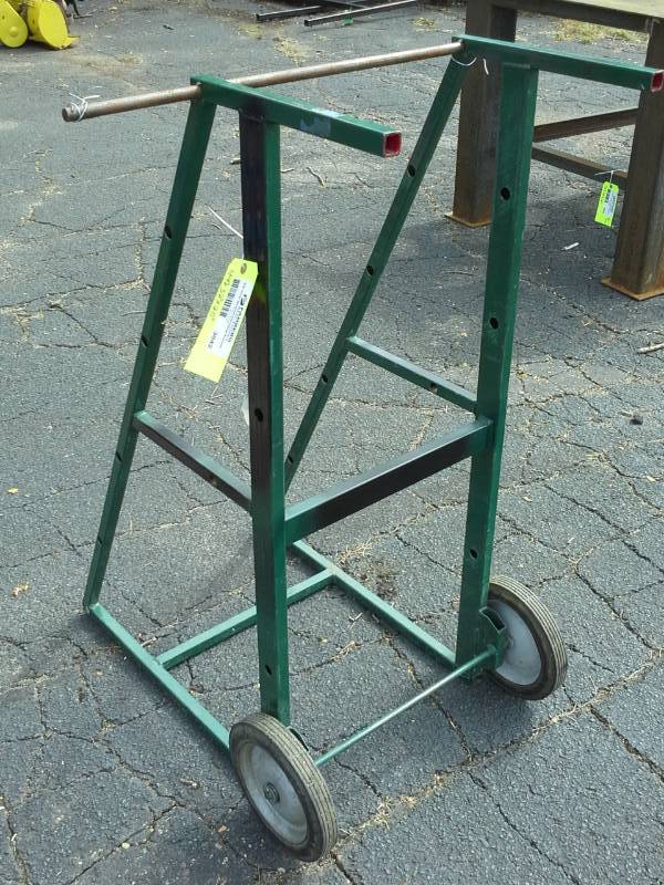 lot 3042 image: 2-Wheel Commercial Dolly