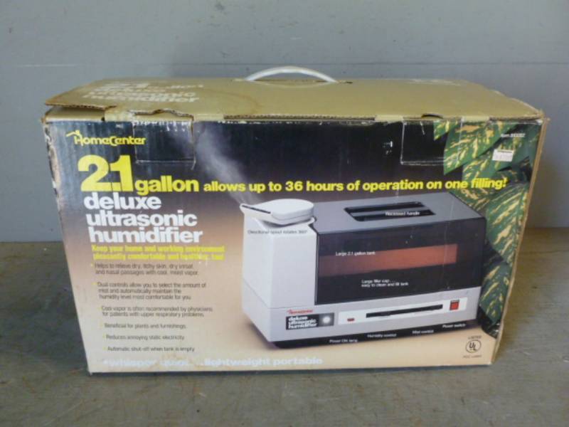 lot 17 image: Humidifier