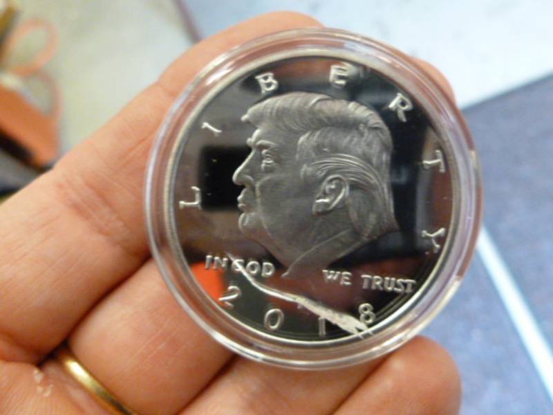 lot 29 image: Collector Coin