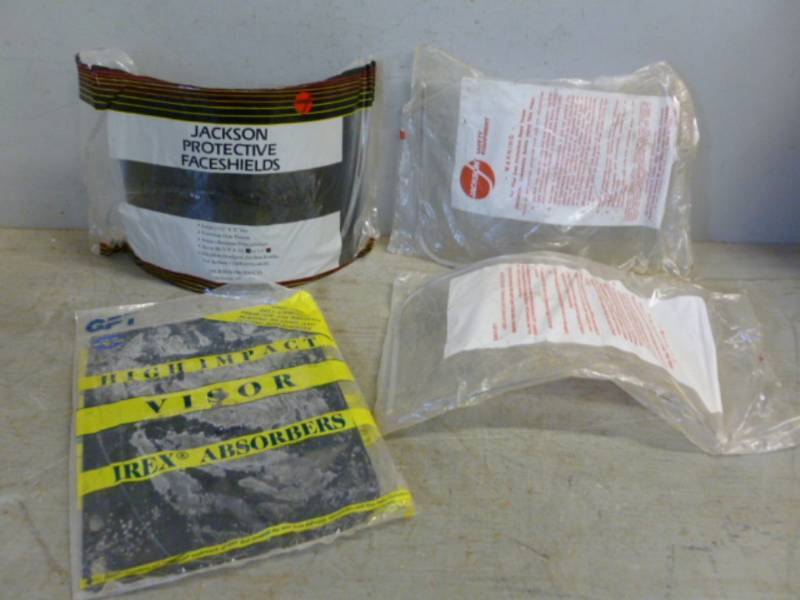 lot 35 image: New Welding Helmet Shields