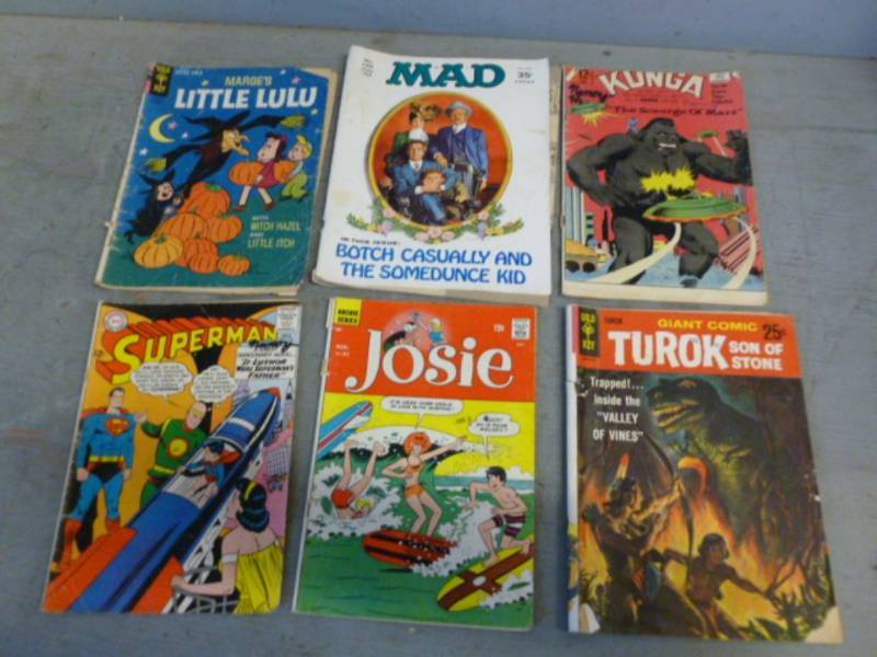 lot 40 image: Vintage Comic Books