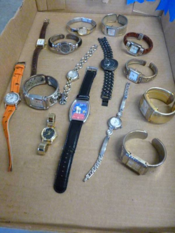 lot 58 image: Wrist Watches