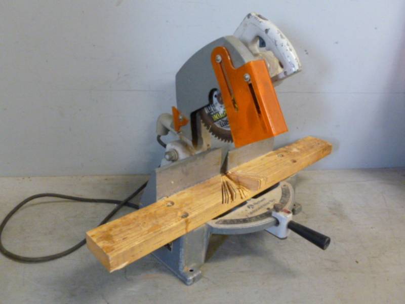 lot 88 image: Miter Saw