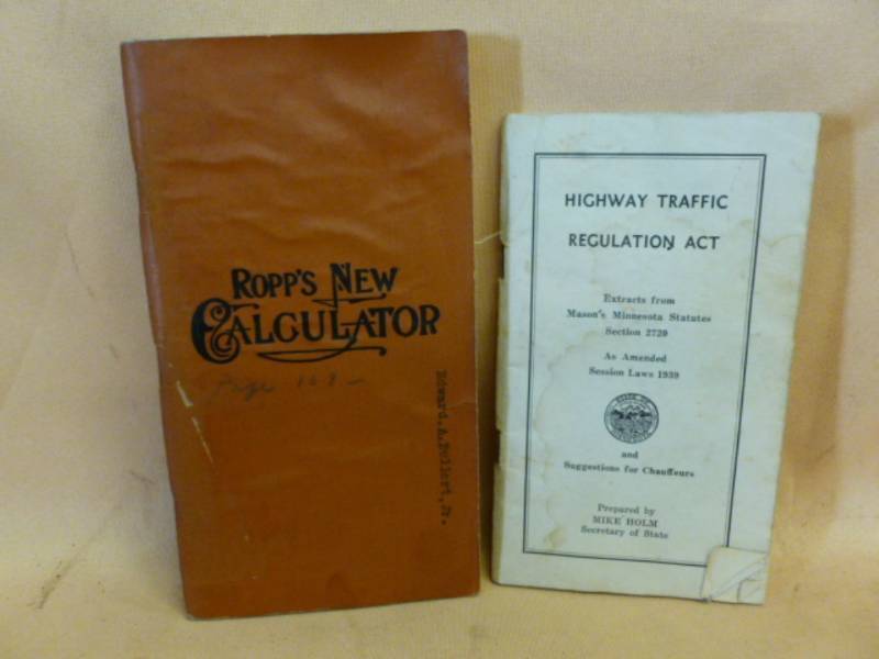 lot 103 image: Vintage Booklets