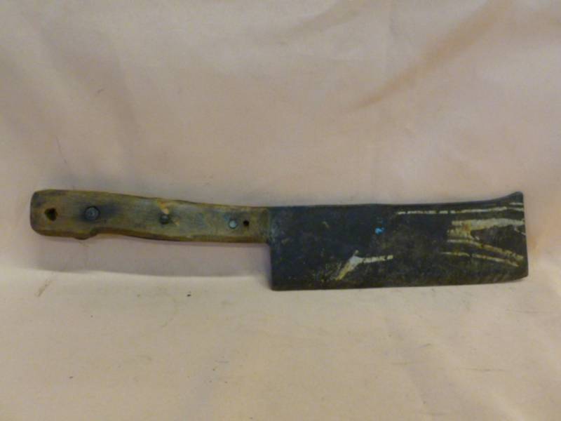 lot 111 image: Vintage Cleaver Knife