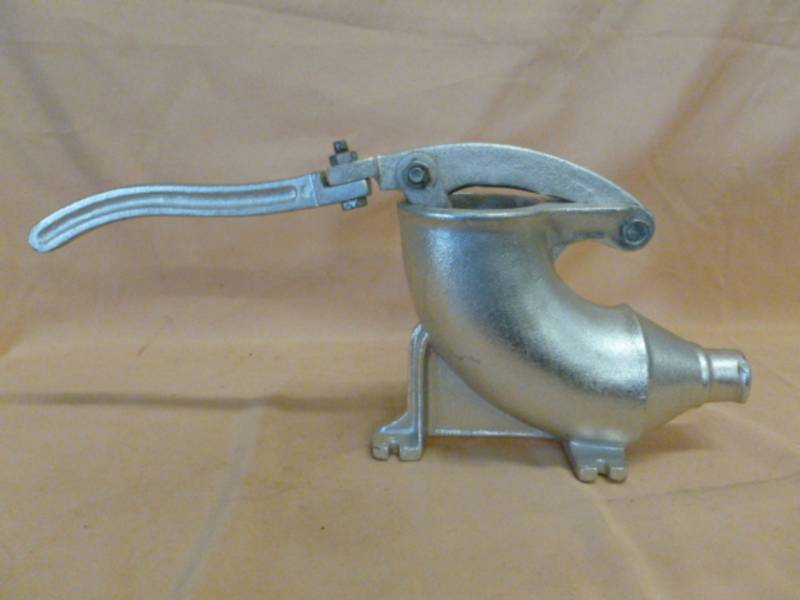 lot 114 image: Cast Iron Sausage Stuffer