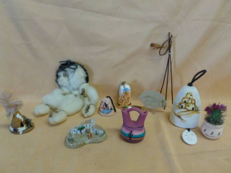 lot 119 image: Native American Themed