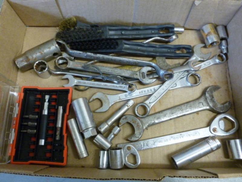 lot 188 image: Tools