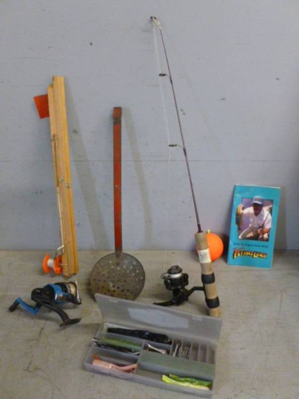 lot 195 image: Fishing Items