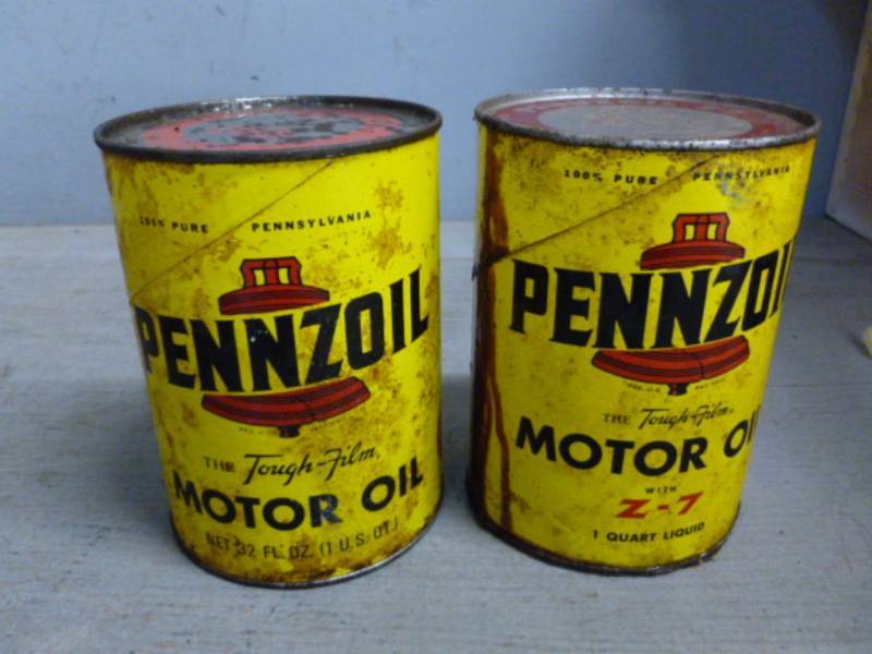 lot 198 image: Vintage Oil Cans