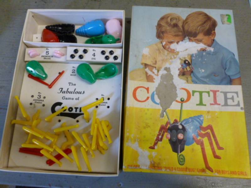 lot 199 image: Vintage Game