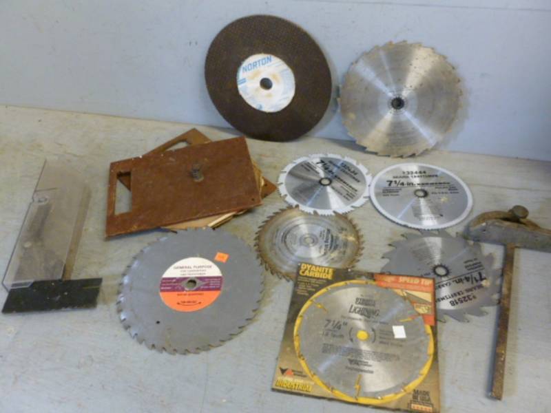 lot 204 image: Circular Saw Blades