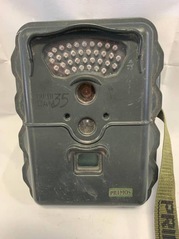 lot 6 image: Primos Truth Cam 35 Trail Camera