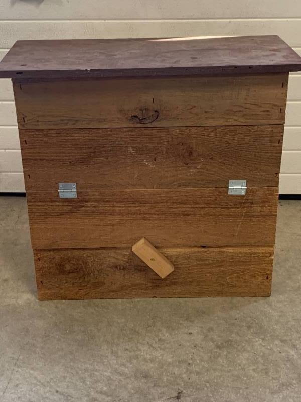 lot 71 image: Wood Duck House 22 Tall