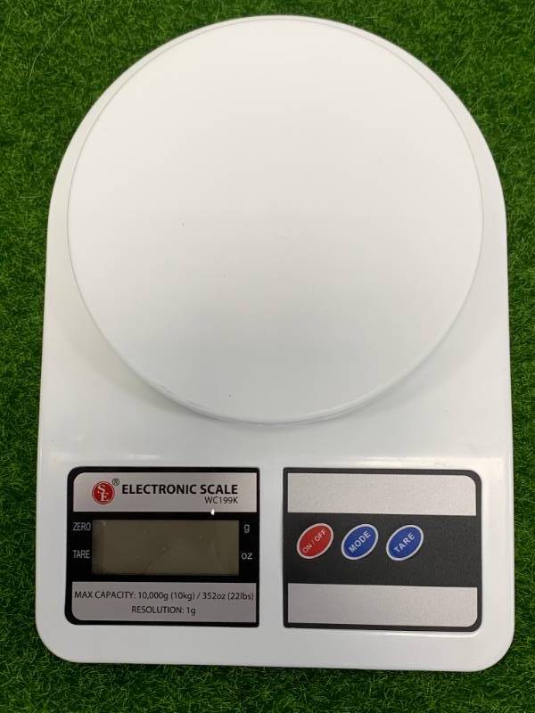 lot 73 image: New Electronic Scale