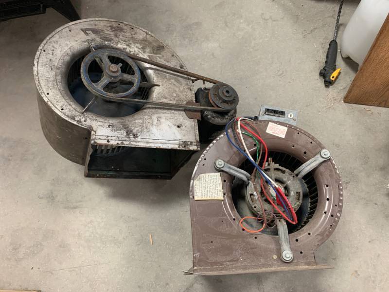 lot 94 image: Lot of 2 Blower Fans
