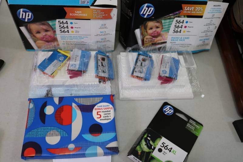 lot 318 image: Lot of HP Printer ink...