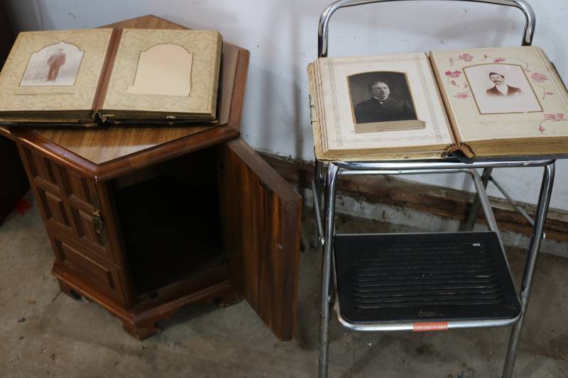 lot 328 image: End table, stool and vintage photo ...