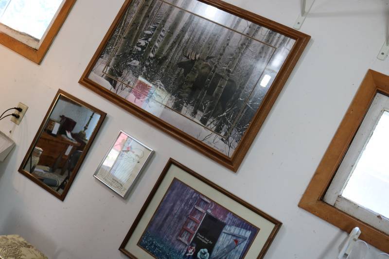 lot 329 image: Moose and other wall art...